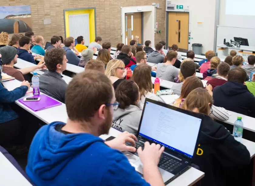 What is the meaning of university education What is the meaning of university education