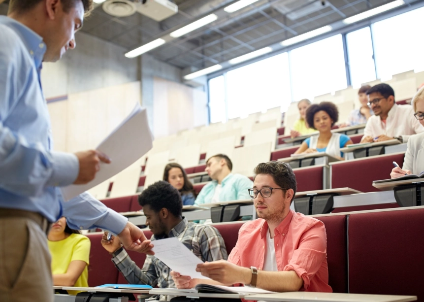 higher education advantages