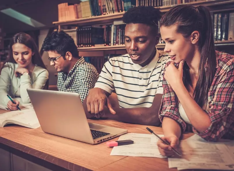 how to apply to American colleges