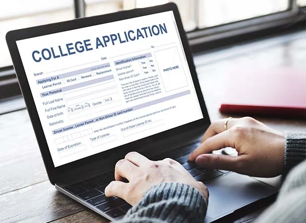 apply to college no fee
