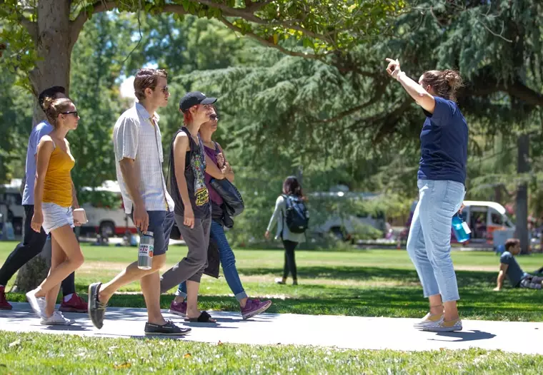 college campus visits for high school students