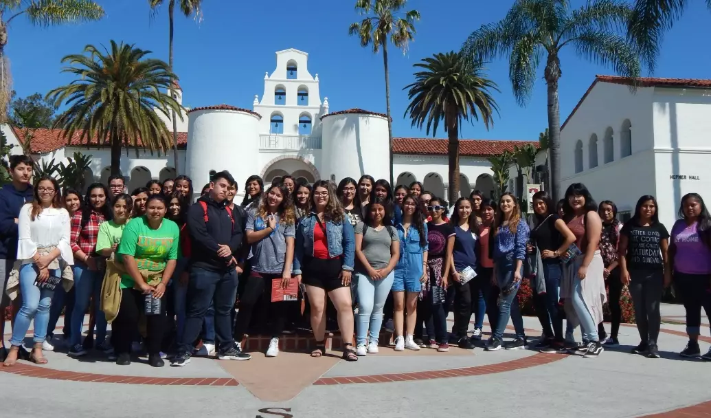 best time for college tours