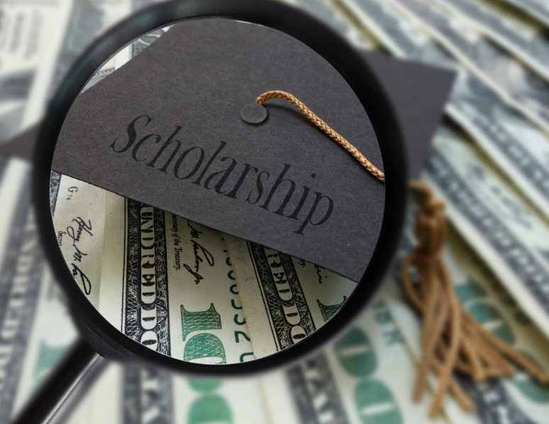 how to get academic scholarships