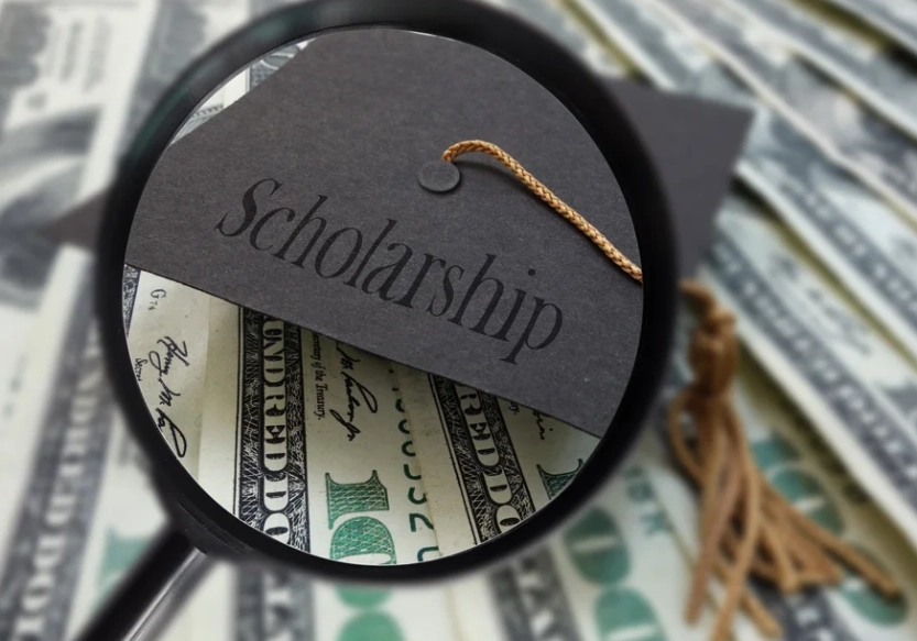 scholarship application requirements