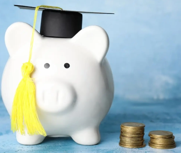 how to save money in college